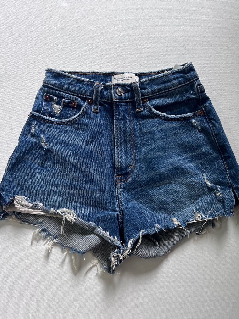 Abercrombie curve love high waisted mom jean shorts size 24